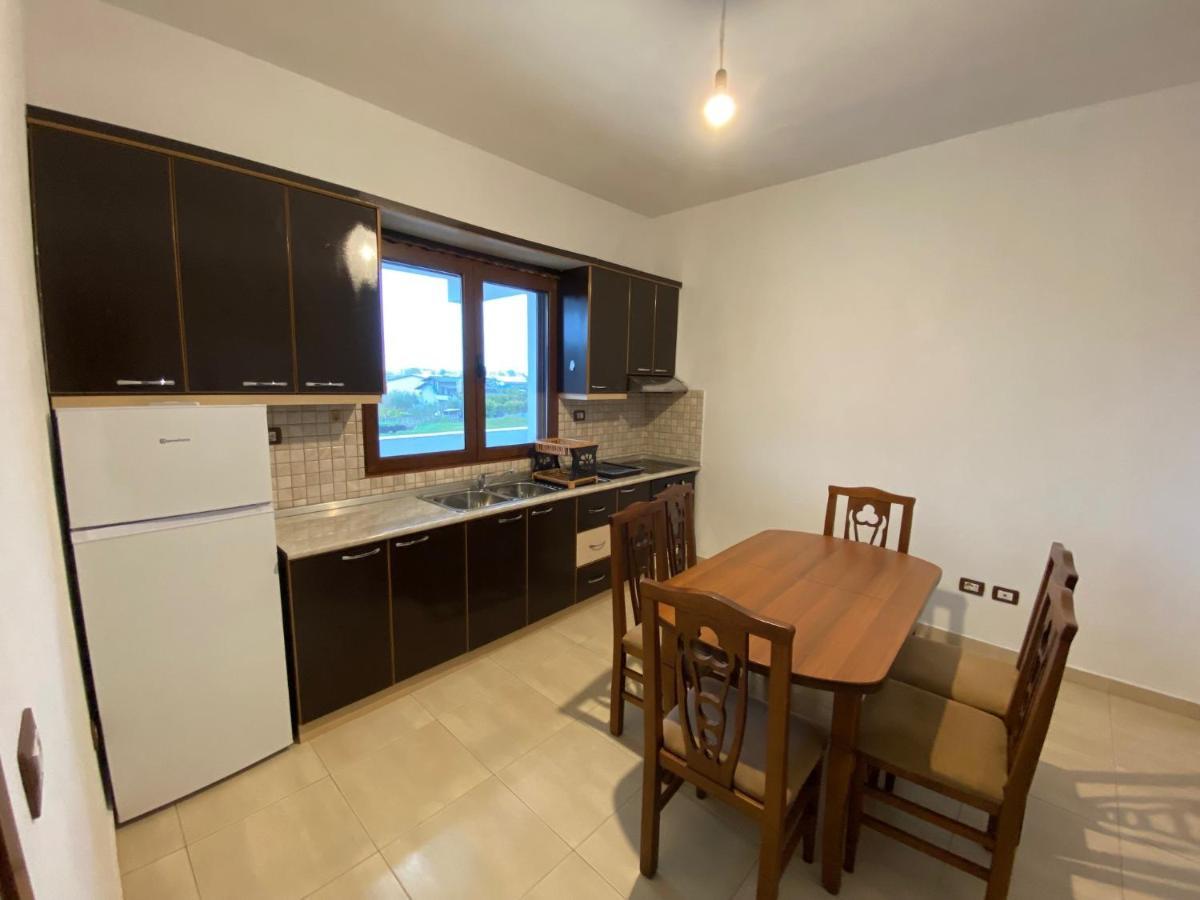Vila Bali Durres Exterior photo