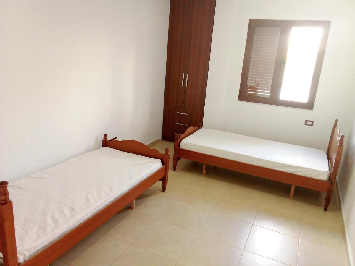 Vila Bali Durres Exterior photo