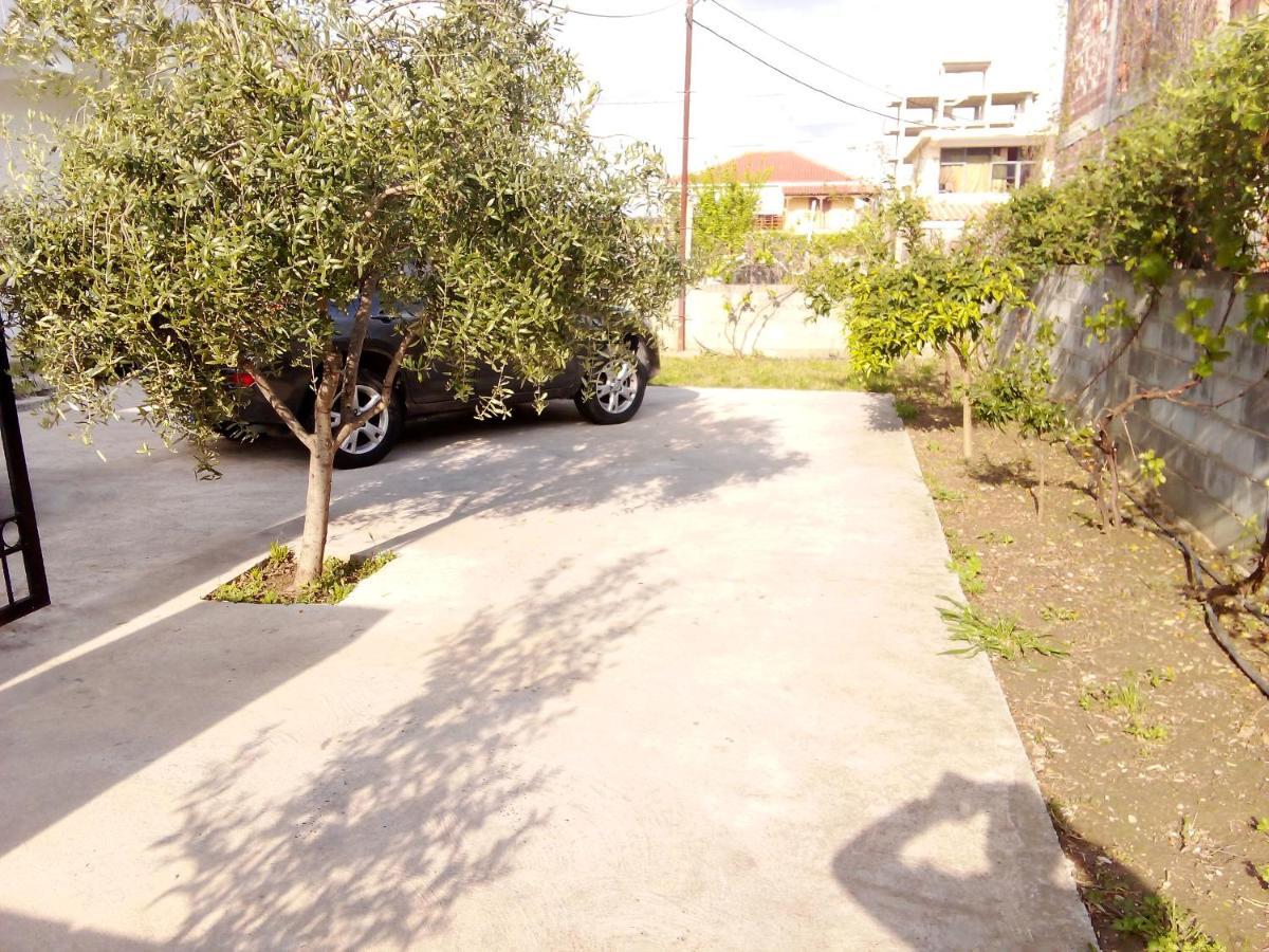 Vila Bali Durres Exterior photo
