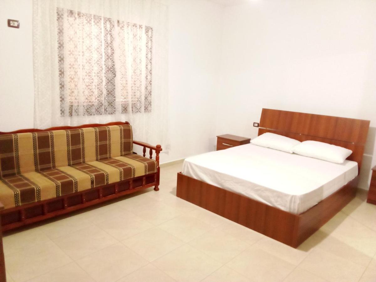 Vila Bali Durres Exterior photo